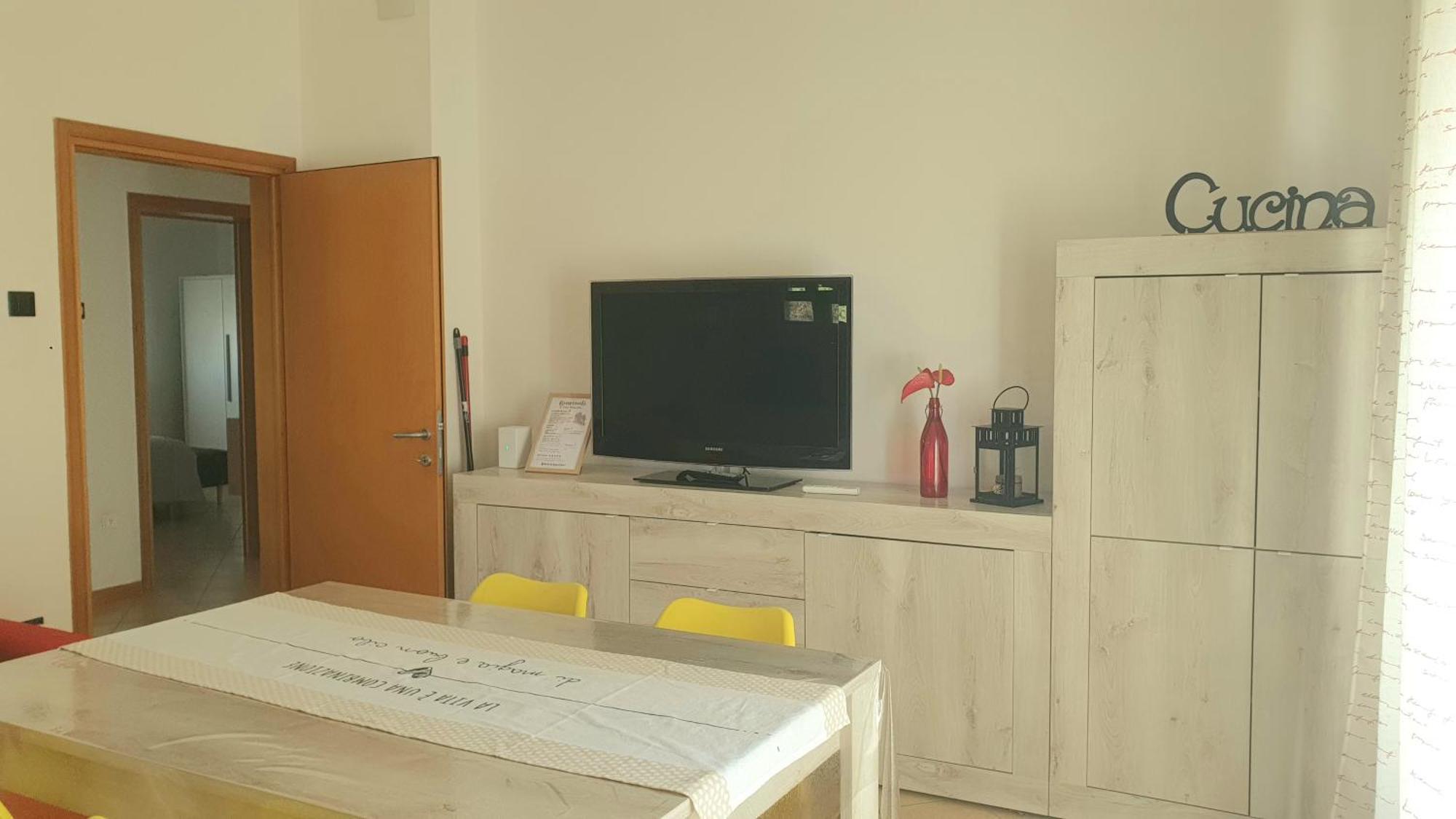 "Casa Mafalda" Zona Stazione - Centro Storico - Teatro Con Parcheggio Interno Имола Экстерьер фото